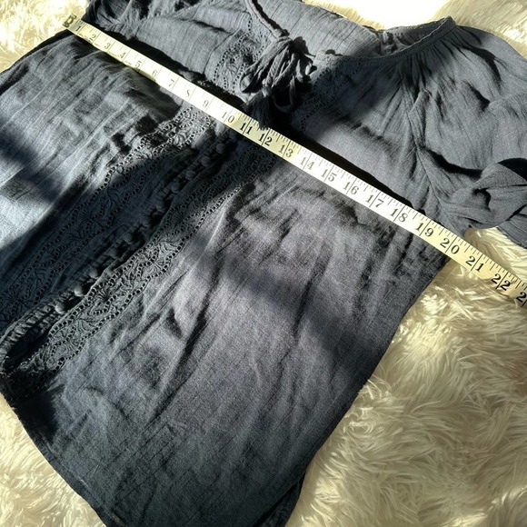 American Eagle Navy Blue Top Blouse Shirt Eyelet detail Size Small - Picture 13 of 13